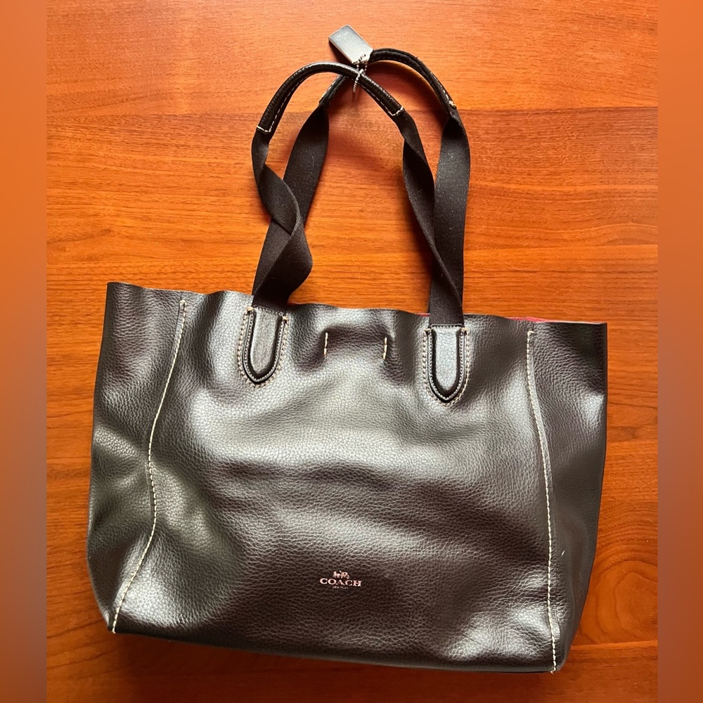 Coach Derby Black Leather Handbag with Silver Tag